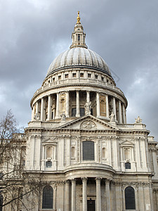 联合王国圣保罗大教堂蓝色英语摩天大楼城市天际天气建筑物高楼中心图片