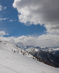 冬冬山岩石土地公园天际地形场景顶峰全景风景旅行图片