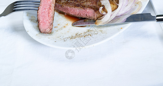 牛肉肋眼牛排盘子食物营养工作室蔬菜用餐午餐牛扒餐厅美味图片