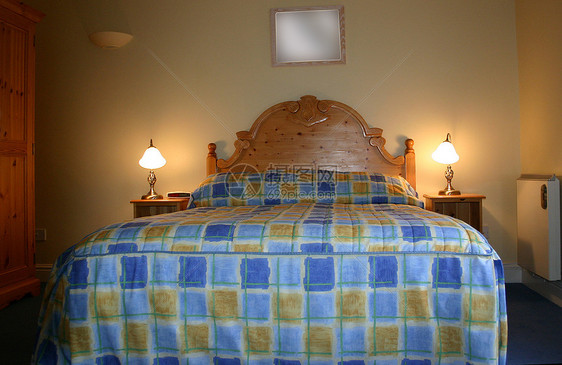 卧室木头住宅枕头风格休息公寓装饰汽车亚麻酒店图片