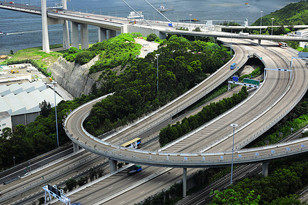 高速公路系统交通街道运动城市天空场景运输商业车辆辉光图片