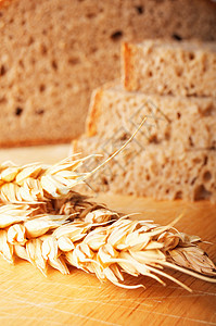 面包早餐玉米谷物棕色营养硬皮饥饿面包师食物生活图片