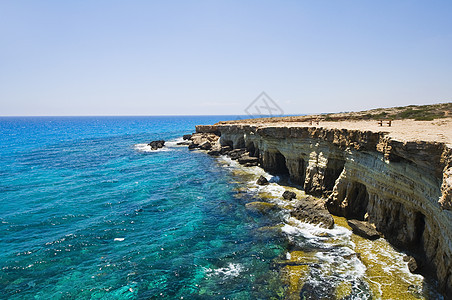 Agia Napa附近的塞浦路斯海洞穴旅行天蓝色旅游访问悬崖休息海洞假期蓝色图片