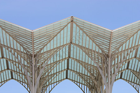 现代屋顶结构 利斯本站天空蓝色正方形火车车站建筑玻璃铁路图片