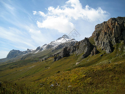 山山脉冰川顶峰旅行文件山脊解脱草甸天空背景旅游图片