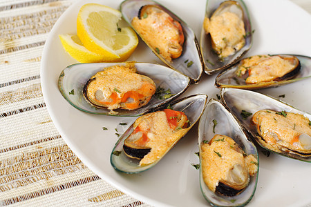 贝壳时间营养厨房海鲜翻盖盘子香菜环境吃饭食物图片