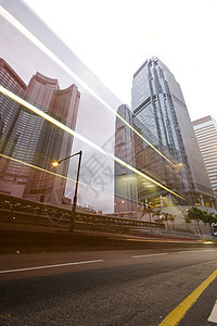 香港市中心交通流量公共汽车景观港口市中心建筑过海运输地标隧道戏剧性图片