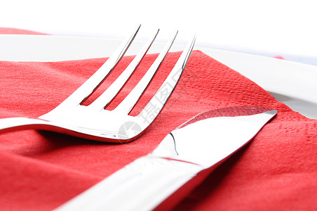 不锈叉和刀盘子菜肴餐具银器午餐食物厨房餐巾红色桌子图片