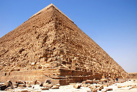 在开罗的吉萨Giza上金字塔石头王朝蓝色沙漠旅游旅行岩石文化三角形图片