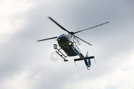警务直升机导航送货货物警察运输飞机机场救援蓝色法律图片