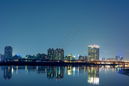 城市之夜建筑场景吸引力建筑学地标天际公寓戏剧性市中心日落图片