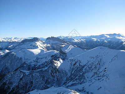 主要高加索山脊天空文件蓝色雪峰木头距离高山全景植被解脱图片