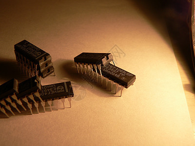 CPU 集成电路电脑晶体管硬件信号电容器电气电子技术白色木板图片