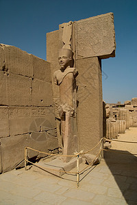 卡纳克寺庙的雕像图片