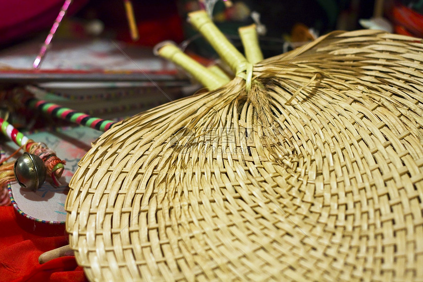 中国竹子粉丝工匠扇子折叠手工业工艺文化装饰品手工空气精神图片