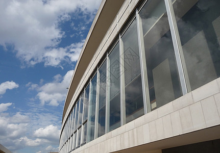 皇家节礼厅外出窗户材料玻璃大厅建筑天空反光结构反射地标图片