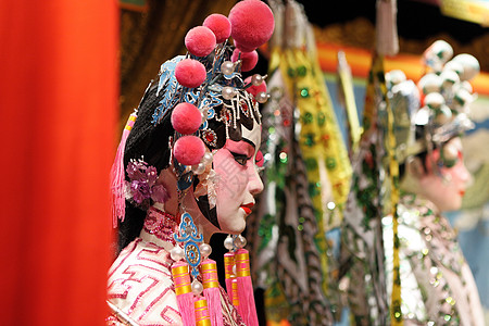 州歌剧木偶剧院节日艺术女士唱歌文化蓝色戏剧展示窗帘图片