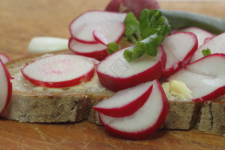 Radish 面包餐厅绿色烹饪棕色红色早餐午餐香料黄油萝卜图片