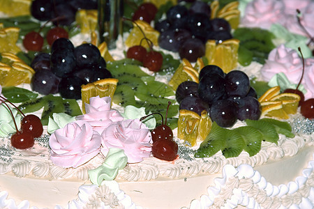 Sweer水果蛋糕图片