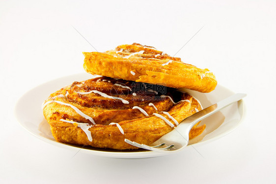 Cinnamon 包和叉面包小吃味道食物包子盘子蛋糕沙漠肉桂早餐图片