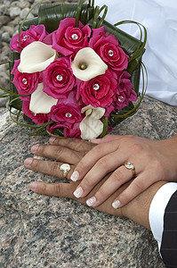 结婚戒指指甲热情婚姻订婚手指浪漫婚礼情绪花朵幸福背景图片