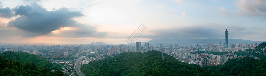 台北故宫博物院城市风景建筑公寓地标交通景观市中心全景戏剧性场景旅游背景