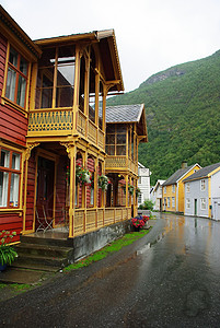 挪威Lyrdal传统木制房屋旅游假期白色建筑物蓝色游客旅行吸引力房子窗户图片