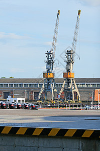 港口中的起重车海洋安全出口进口工程金属码头船厂后勤基础设施图片
