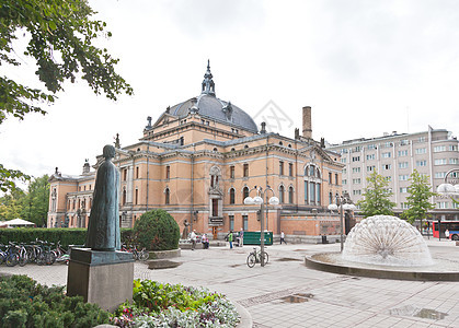 奥斯陆市中心国家戏剧院剧院国家城市雕像历史性地标戏剧青铜图片