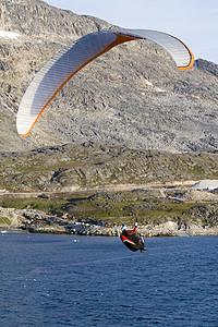 海洋滑翔伞图片
