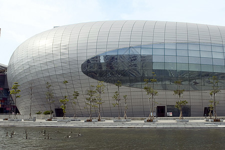 中国  现代建筑墙壁面板地球积木剧院背景图片