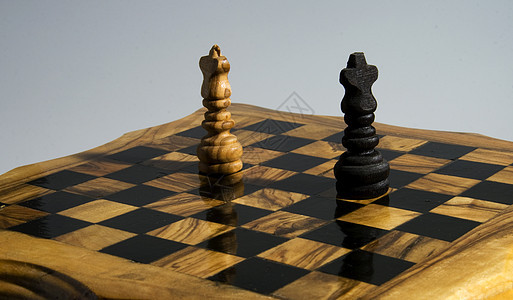 象棋乐趣胜利白色女王伴侣商业检查器木板国王战略图片