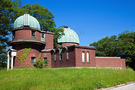 被遗弃观测台天文圆顶大学科学天空历史性校园图片