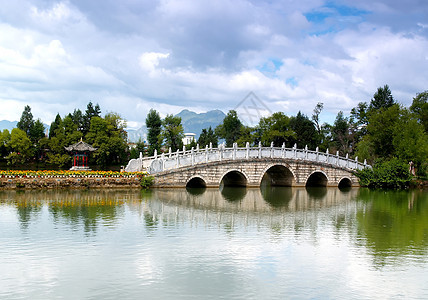 中国利江的风景公园游客村庄风景灯笼场地公园天空红色农场旅游图片