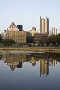 匹兹堡市中心反射旅游办公楼建筑学都市城市旅行商务全景天际水平图片