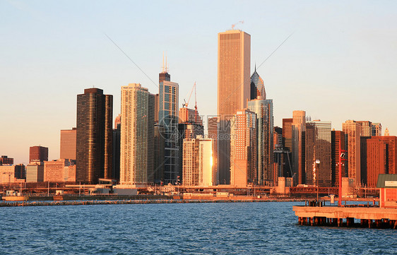 芝加哥高楼大楼的高层建筑城市金融海报建筑学天际住宅中心天空地标环形图片