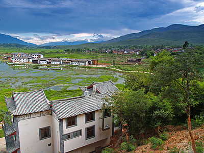 利江附近风景景观土地游客寺庙天空地区场地溪流街道农场观光图片