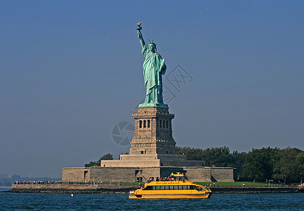 自由女神像女士雕像火炬旅行建筑学港口旅游地标移民吸引力图片