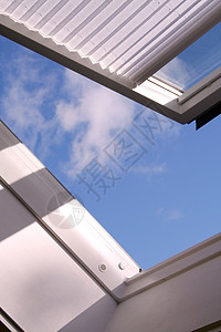 屋顶窗口天空材料窗户快门房子框架塑料玻璃滚筒住宅图片