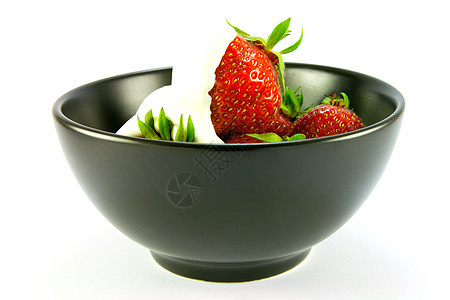 草莓和奶油盘子种子水果浆果养分黑色红色甜点健康绿色图片
