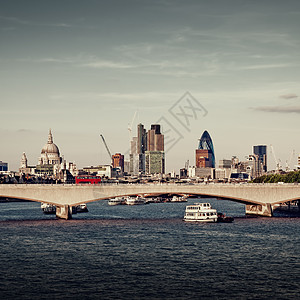 伦敦市办公楼城市结构国际金融机构建筑学渡船公共汽车客船地点图片