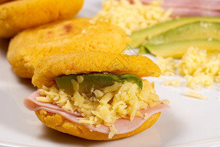 阿里帕拉丁美食玉米主食饼子火腿馅饼面包早餐图片
