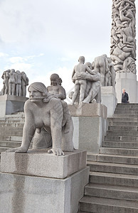 奥斯陆著名的摇滚雕塑公园中心吸引力雕刻花岗岩边锋雕像艺术地标身体旅游图片