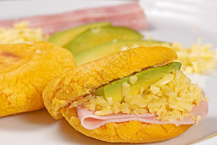 阿里帕主食拉丁馅饼火腿玉米美食早餐面包饼子图片