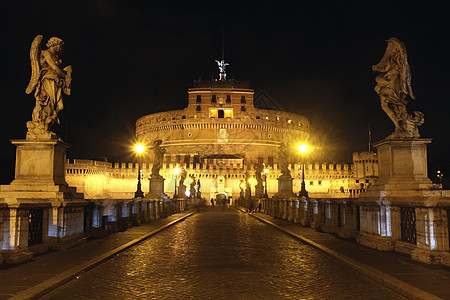 意大利罗马Castel SantAngelo之夜雕像旅行古董艺术建筑墙纸建筑学历史中心雕塑图片