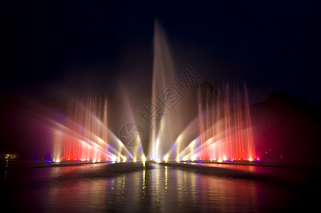 水展示魔法照明音乐国家场景溪流辉煌灯展辉光旅游图片