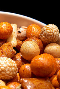 日本日本大米饼干小吃零食团体棕色香料糖果海苔涂层芝麻图片