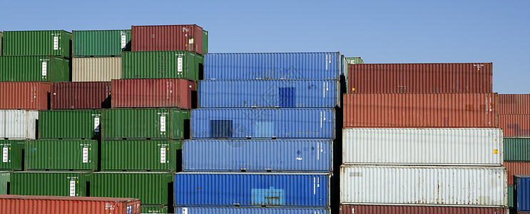 装满货物的彩色集装箱 蓝色天空货运旅行仓库船运贸易运输港口贮存团体卡车图片