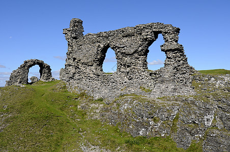 卡斯特利迪纳斯布兰城堡乡村石头灰色废墟麸皮堡垒蓝色图片