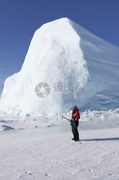 南极洲的传道者游客海冰冒险冻结旅游海洋登山冰山冒险家图片